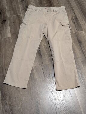 5.11 Tactical Cargo Pants Zipped Pockets Utility Outdoor Hiking Mens 38/30. EUC